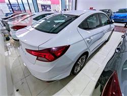 هیوندای ئەلەنترا